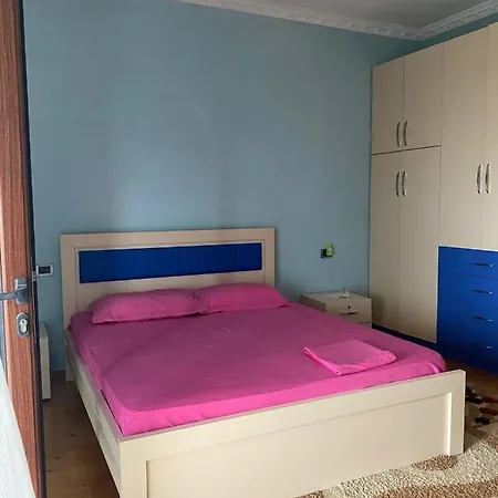 Llacini House Affittacamere *